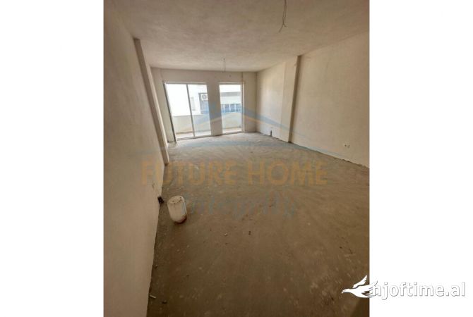 Shtepi ne shitje 3+1 ne Tirane - 220,000 Euro