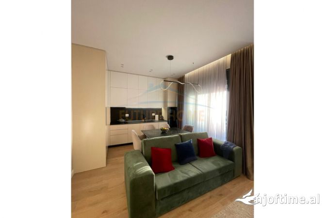 Shtepi me qera Apartament ne Tirane, 1+1, Mobilimi E mobiluar, Pagesa 900  Euro.