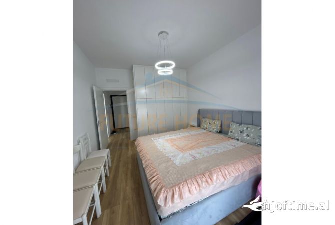 Shtepi ne shitje Apartament ne Tirane, 1+1, Mobilimi E mobiluar, Pagesa 120,000  Euro.