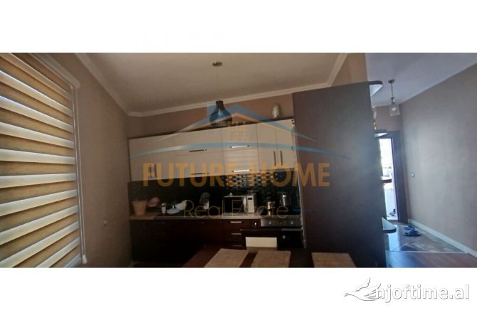 Shtepi ne shitje 2+1 ne Tirane - 165,000 Euro