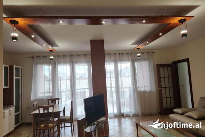 Shtepi me qera Apartament ne Tirane, 2+1, Mobilimi E mobiluar, Pagesa 1,200  Euro.