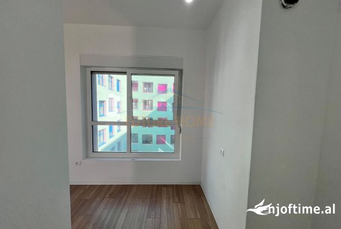 Shtepi ne shitje Apartament ne Tirane, 2+1, Mobilimi Bosh, pa mobiluar, Pagesa 151,065  Euro.