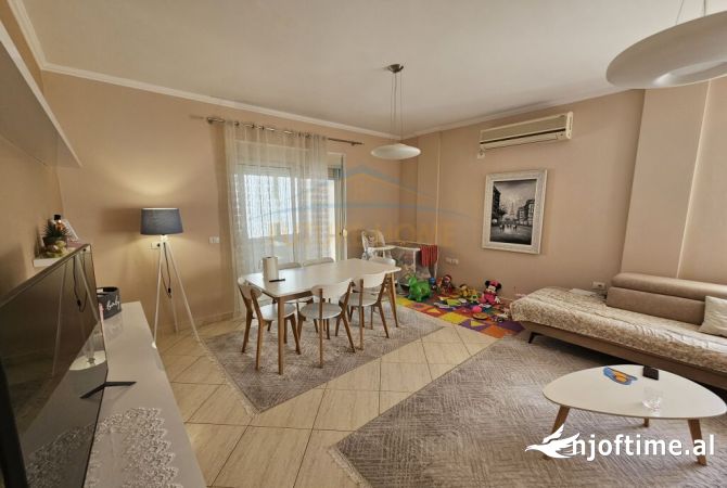 Shtepi ne shitje 2+1 ne Tirane - 230,000 Euro