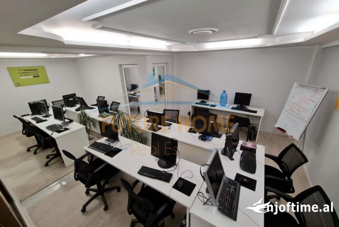 Ambient biznesi me qera 3+1 ne Tirane - 950 Euro