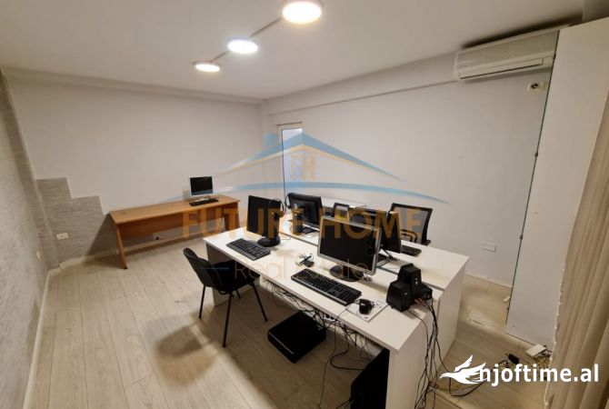 Ambient biznesi me qera 3+1 ne Tirane - 950 Euro