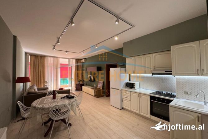 Shtepi me qera Apartament ne Tirane, 2+1, Mobilimi E mobiluar, Pagesa 750  Euro.