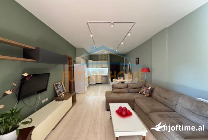 Shtepi me qera Apartament ne Tirane, 2+1, Mobilimi E mobiluar, Pagesa 750  Euro.