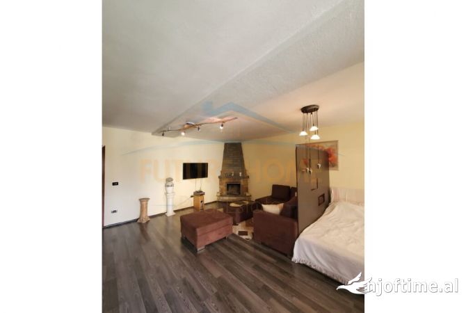 Shtepi me qera 2+1 ne Tirane - 500 Euro