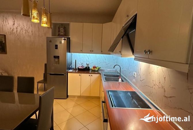 Shtepi ne shitje 3+1 ne Tirane - 139,900 Euro