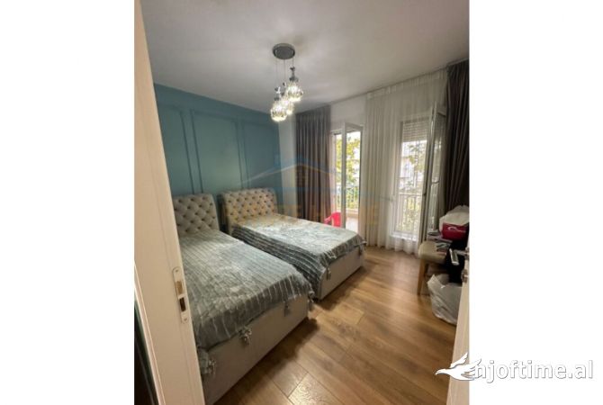Shtepi ne shitje 2+1 ne Tirane - 160,000 Euro