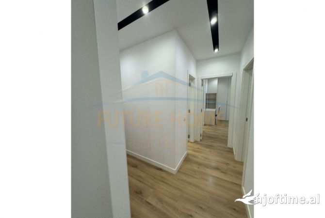Shtepi me qera Apartament ne Tirane, 2+1, Mobilimi E mobiluar, Pagesa 900  Euro.