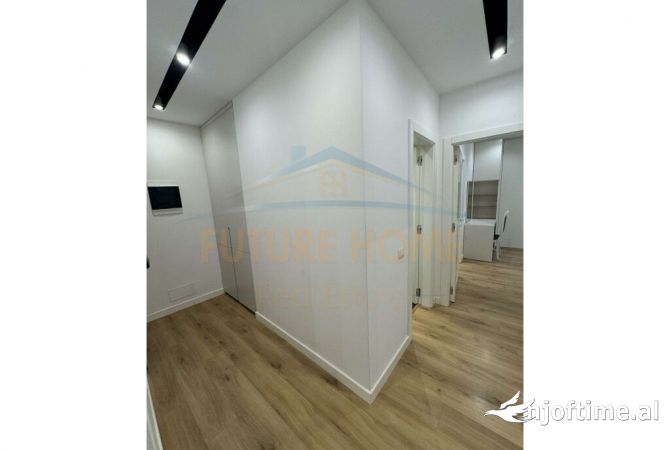 Shtepi me qera Apartament ne Tirane, 2+1, Mobilimi E mobiluar, Pagesa 900  Euro.