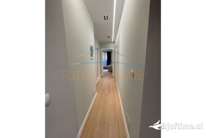 Shtepi me qera Apartament ne Tirane, 2+1, Mobilimi E mobiluar, Pagesa 700  Euro.