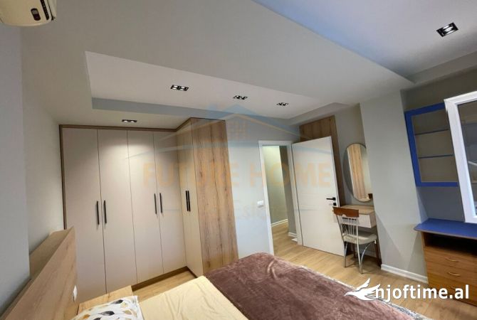 Shtepi me qera Apartament ne Tirane, 2+1, Mobilimi E mobiluar, Pagesa 700  Euro.