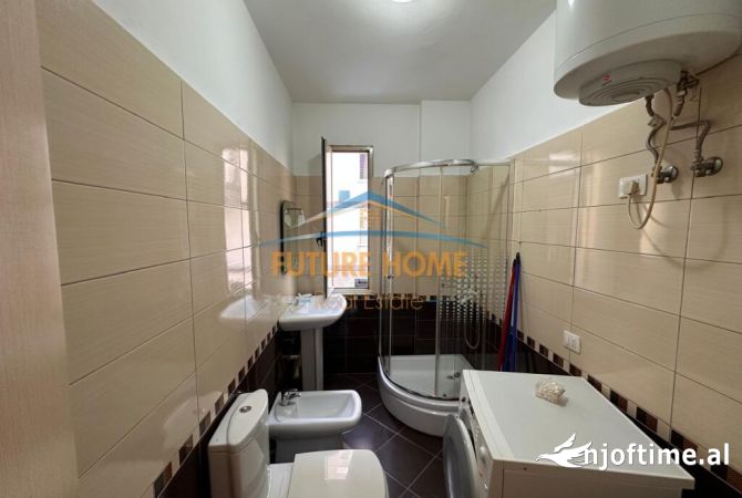 Shtepi ne shitje Apartament ne Tirane, 1+1, Mobilimi E mobiluar, Pagesa 180,000  Euro.