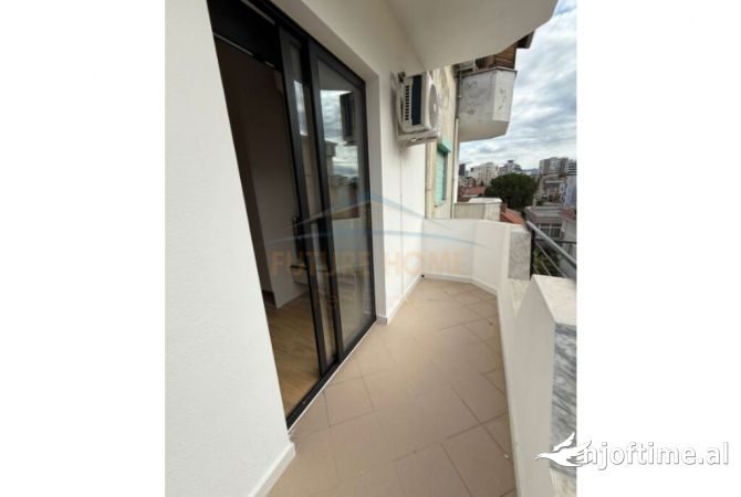Shtepi me qera Garsoniere ne Tirane - 450 Euro