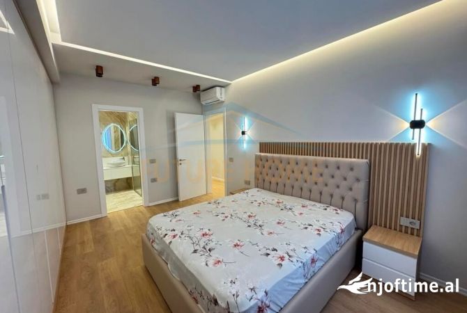 Shtepi me qera Apartament ne Tirane, 2+1, Mobilimi E mobiluar, Pagesa 1,200  Euro.