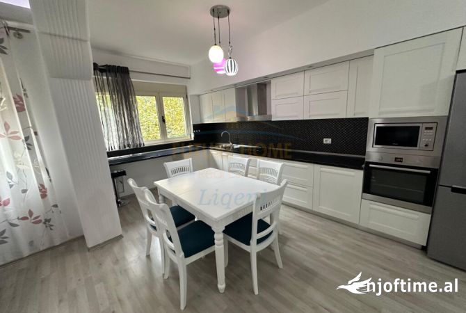 Shtepi ne shitje 2+1 ne Tirane - 198,000 Euro