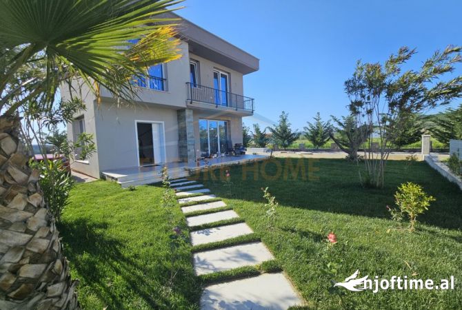 Shtepi ne shitje Shtepi Private ne Durres, 3+1, Mobilimi E mobiluar, Pagesa 380,000  Euro.