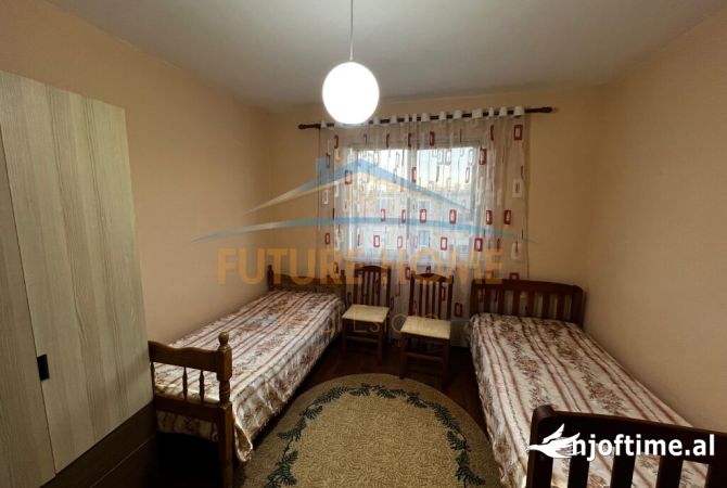 Shtepi me qera Apartament ne Tirane, 2+1, Mobilimi E mobiluar, Pagesa 500  Euro.