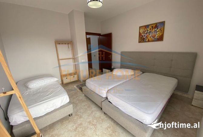 Shtepi me qera Apartament ne Tirane, 2+1, Mobilimi E mobiluar, Pagesa 1,000  Euro.