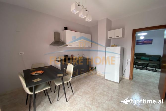 Shtepi me qera Apartament ne Tirane, 2+1, Mobilimi E mobiluar, Pagesa 1,000  Euro.