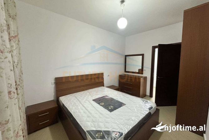 Shtepi me qera Apartament ne Tirane, 2+1, Mobilimi E mobiluar, Pagesa 500  Euro.