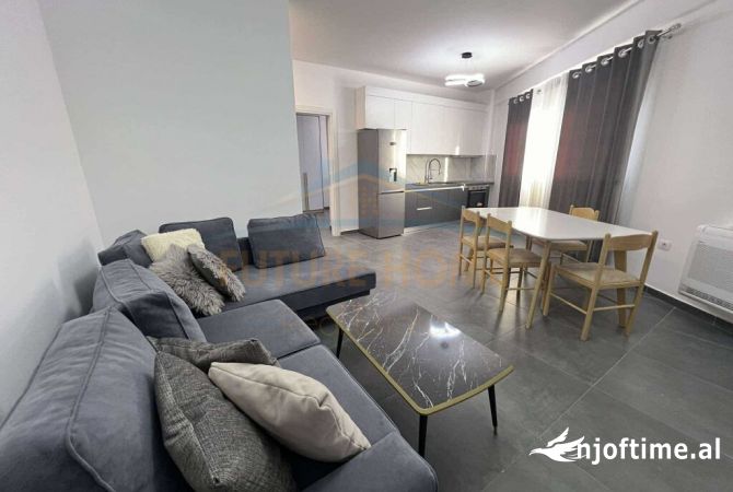 Shtepi me qera Apartament ne Tirane, 1+1, Mobilimi E mobiluar, Pagesa 500  Euro.
