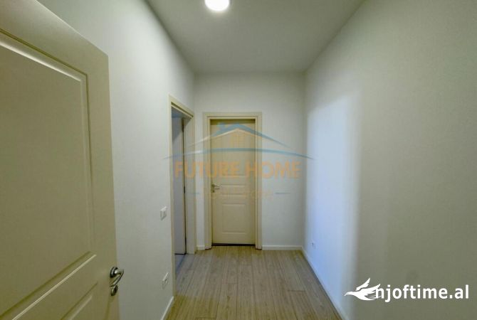 Ambient biznesi me qera 3+1 ne Tirane - 2,000 Euro