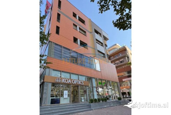 Prane Qendres Tregtare Coin  Qira,Zyre ,