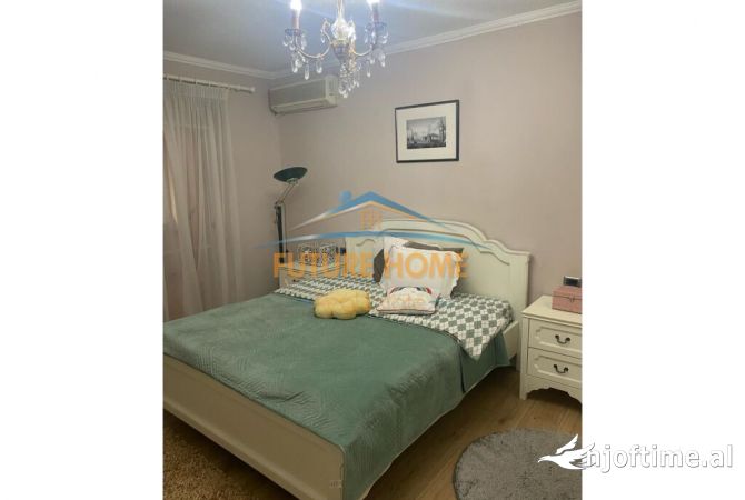 Shtepi me qera Apartament ne Tirane, 2+1, Mobilimi E mobiluar, Pagesa 700  Euro.