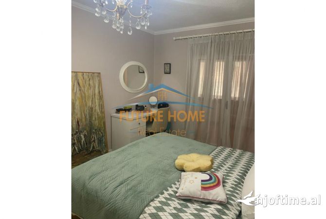 Shtepi me qera Apartament ne Tirane, 2+1, Mobilimi E mobiluar, Pagesa 700  Euro.