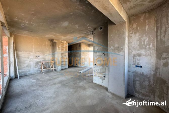 Shtepi ne shitje Apartament ne Tirane, 2+1, Mobilimi Bosh, pa mobiluar, Pagesa 340,000  Euro.