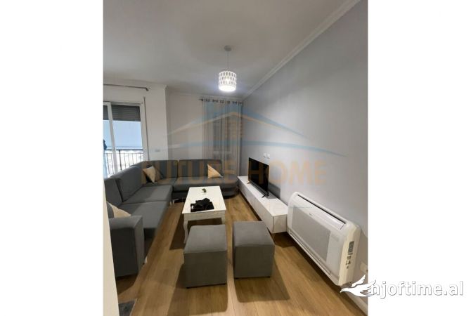 Shtepi me qera Apartament ne Tirane, 2+1, Mobilimi Bosh, pa mobiluar, Pagesa 650  Euro.