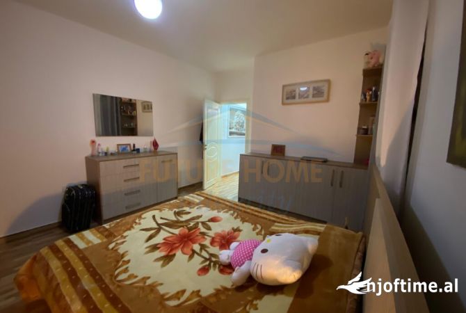 Shtepi me qera Apartament ne Tirane, 1+1, Mobilimi E mobiluar, Pagesa 450  Euro.