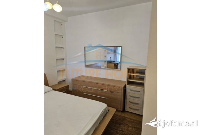 Shtepi ne shitje Duplex(shtepi me 2 kate) ne Tirane, 4+1, Mobilimi E mobiluar, Pagesa 2,000,000  Euro.