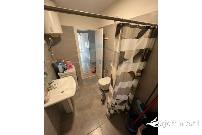 Shtepi me qera Apartament ne Tirane, 2+1, Mobilimi E mobiluar, Pagesa 600  Euro.