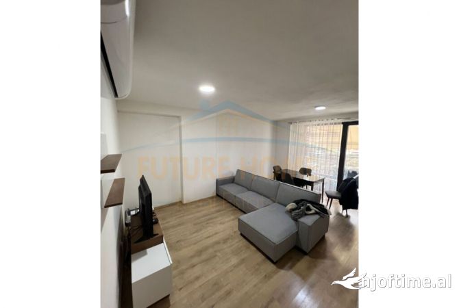 Shtepi me qera Apartament ne Tirane, 2+1, Mobilimi E mobiluar, Pagesa 600  Euro.