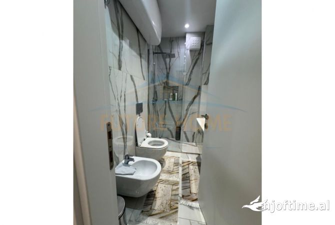 Shtepi ne shitje 2+1 ne Tirane - 300,000 Euro