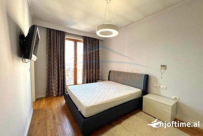 Shtepi me qera Apartament ne Tirane, 2+1, Mobilimi E mobiluar, Pagesa 1,800  Euro.