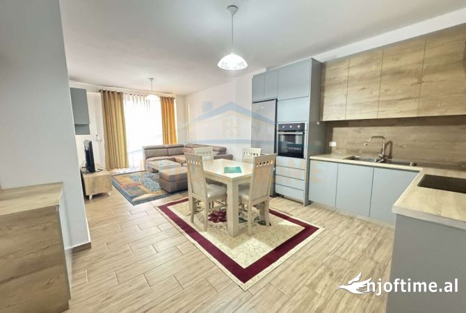 Shtepi me qera Apartament ne Tirane, 1+1, Mobilimi E mobiluar, Pagesa 420  Euro.