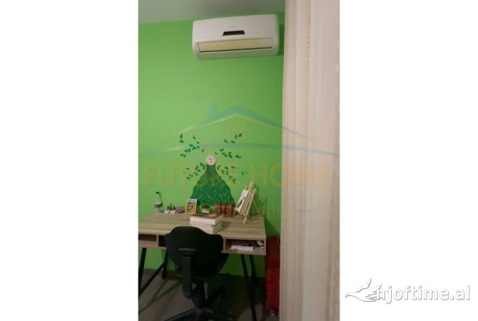 Shtepi ne shitje Apartament ne Tirane, 2+1, Mobilimi E mobiluar, Pagesa 315,000  Euro.