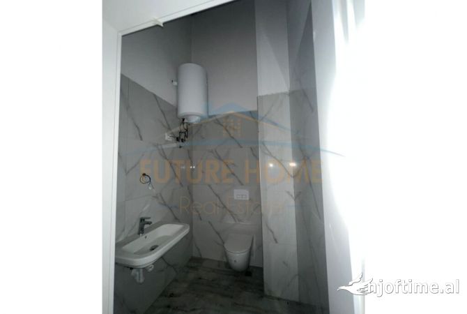 Ambient biznesi me qera 1+1 ne Tirane - 1,200 Euro