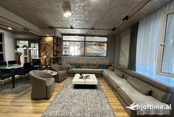 Shtepi ne shitje Apartament ne Tirane, 2+1, Mobilimi E mobiluar, Pagesa 590,000  Euro.