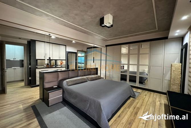 Shtepi ne shitje Apartament ne Tirane, 2+1, Mobilimi E mobiluar, Pagesa 590,000  Euro.