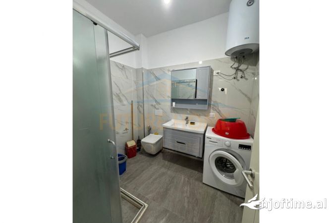 Shtepi ne shitje Apartament ne Kavaje, 2+1, Mobilimi E mobiluar, Pagesa 105,000  Euro.