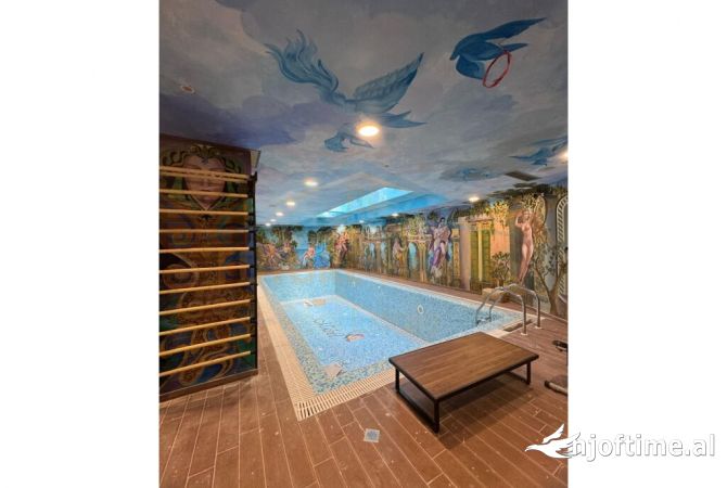 Ambient biznesi me qera 3+1 ne Tirane - 4,000 Euro