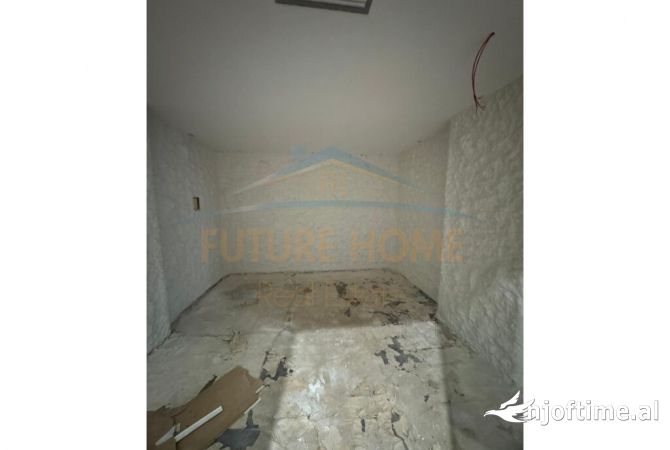 Ambient biznesi me qera 3+1 ne Tirane - 4,000 Euro
