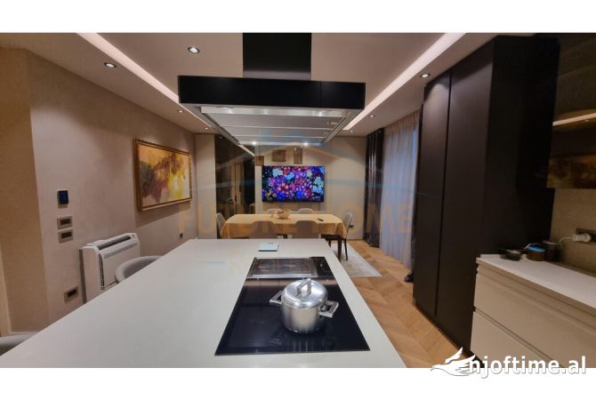 Shtepi ne shitje 3+1 ne Tirane - 1,000,000 Euro