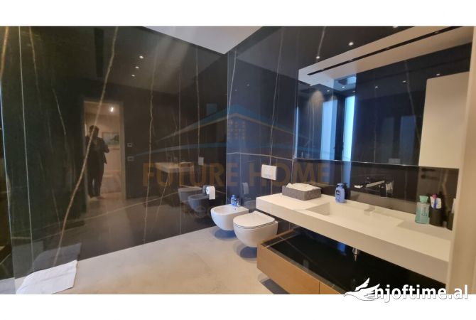 Shtepi ne shitje Vila Luksoze ne Tirane, 3+1, Mobilimi E mobiluar, Pagesa 1,000,000  Euro.